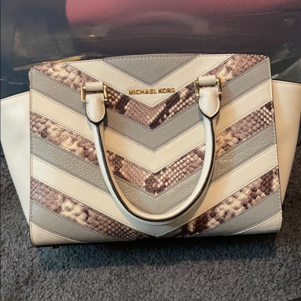 MK pocketbook